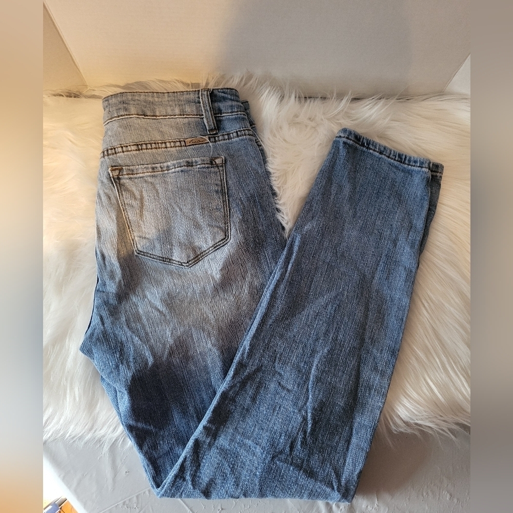 KanCan Blue Straight Jeans Classic Style, Size 9 (30)